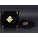 Luxe trouwkaart met bladgoud en fluwelen envelop - Alyans 2014