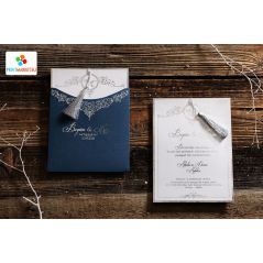 Partecipazione di nozze elegante stampata blu navy e argento con nappe - Erdem 50573