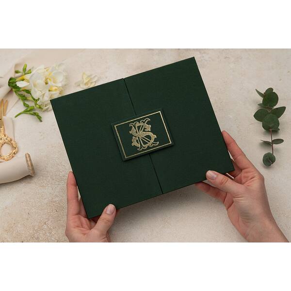 Luxury Linen Wedding Invitation – Emerald Green, Gold Foil, Rigid Board, Transparent Sleeve – Erdem 5107J